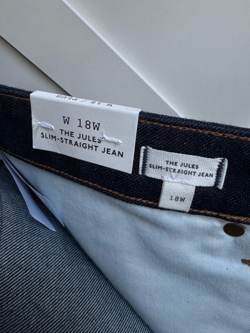 Madewell The Plus Jules Slim-Straight Jean in Rinse Wash Size 18W - Picture 6 of 6